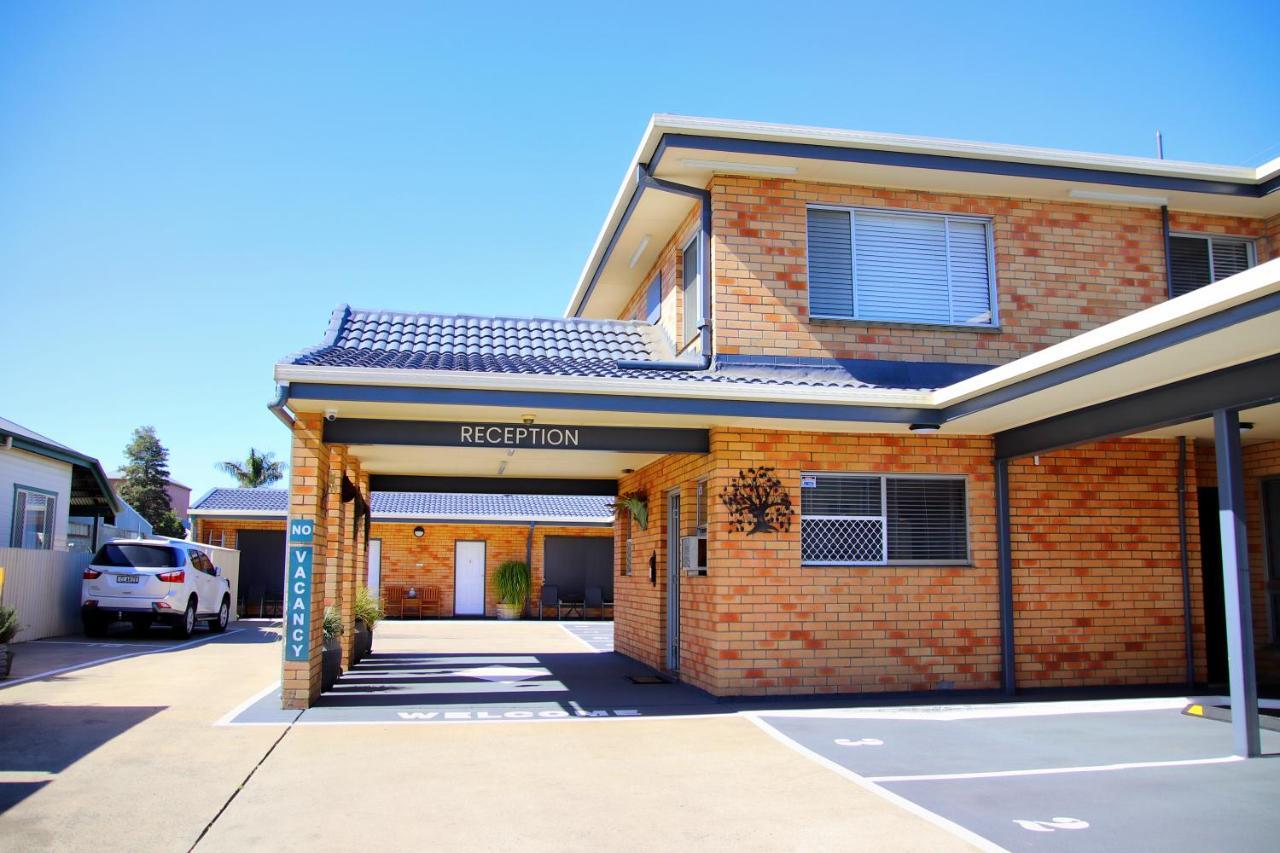 Motel Squatters Homestead
